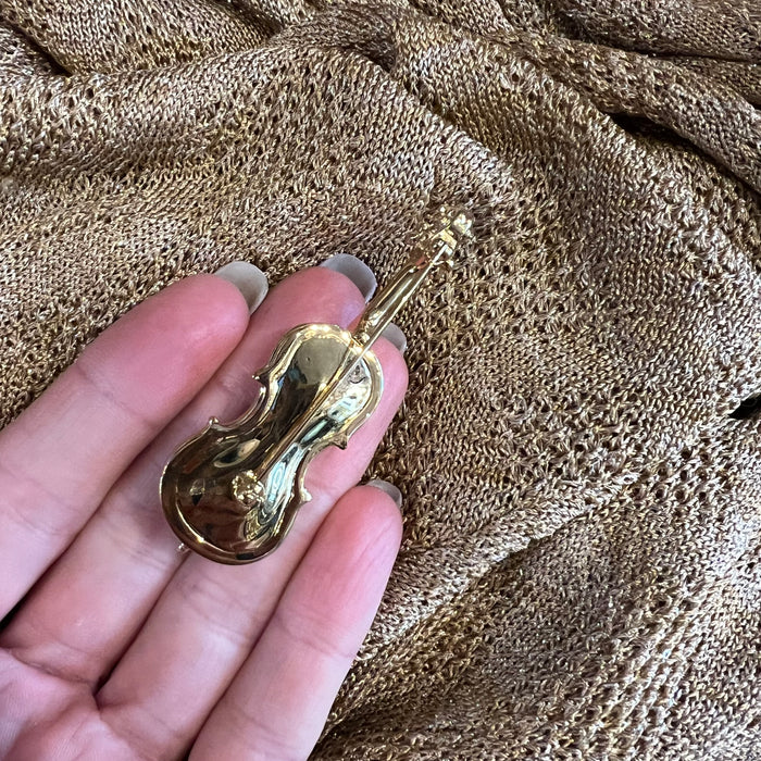 Gold Violin Brooch by Cabouchon