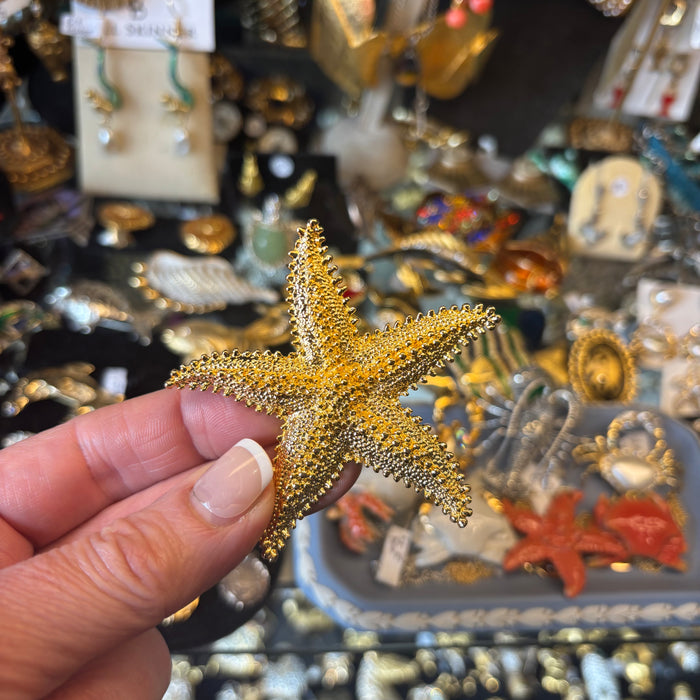 Vintage Gold Plated Starfish Brooch