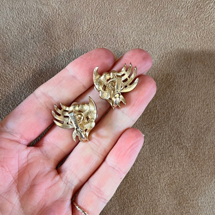 Trifari Pearl Leafy Vintage Clip On Earrings Gold Plated