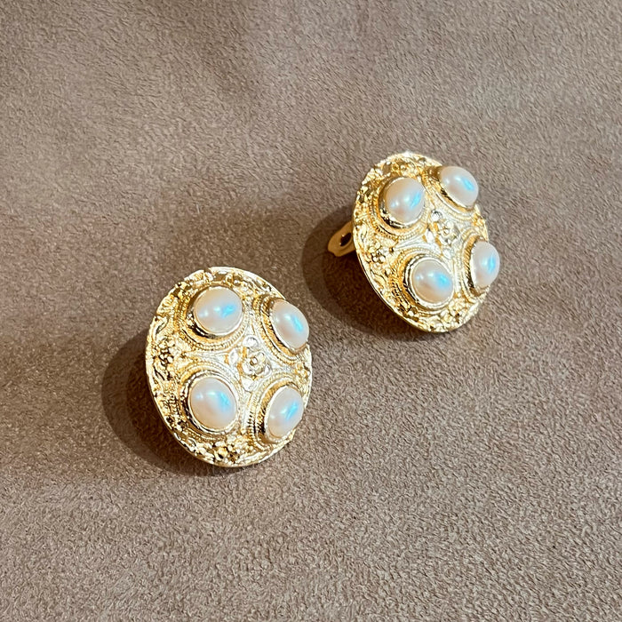 Pearl and Gold Vintage Statement Clip on Earrings 012