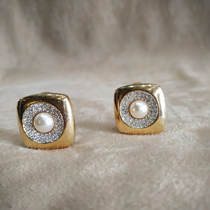 Grosse Earrings vintage gold Sqaure Pearl Crystal clip on - The Hirst Collection