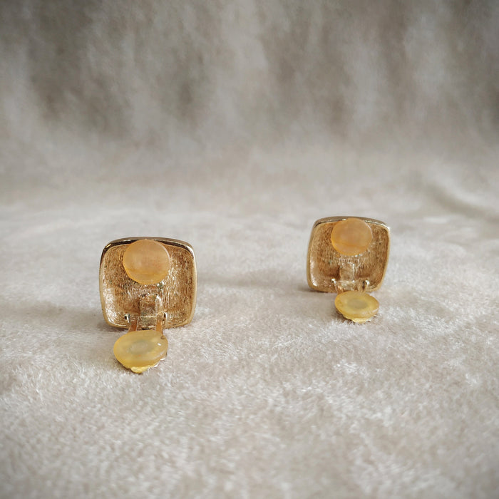 Grosse Earrings vintage gold Sqaure Pearl Crystal clip on - The Hirst Collection
