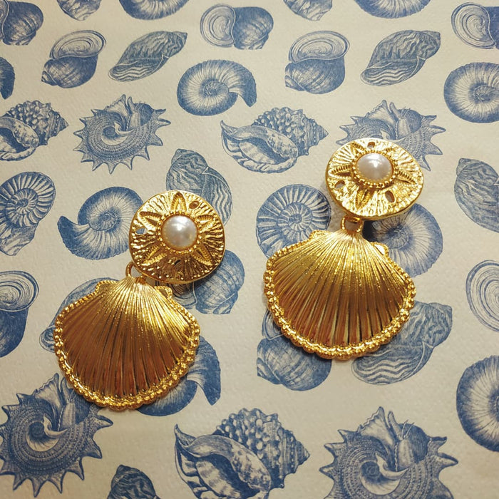 Kenneth Jay Lane Golden Shell Star of the Sea Clip on Earrings - The Hirst Collection