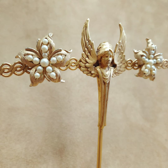 Trifari Vintage Star Pearl Earrings Clip On - The Hirst Collection
