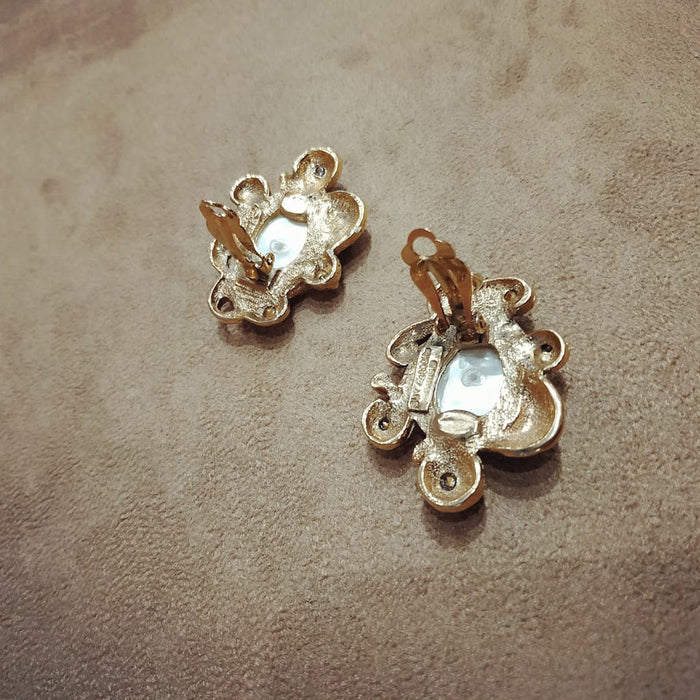 Guy Laroche Baroque pearl glass earrings - The Hirst Collection