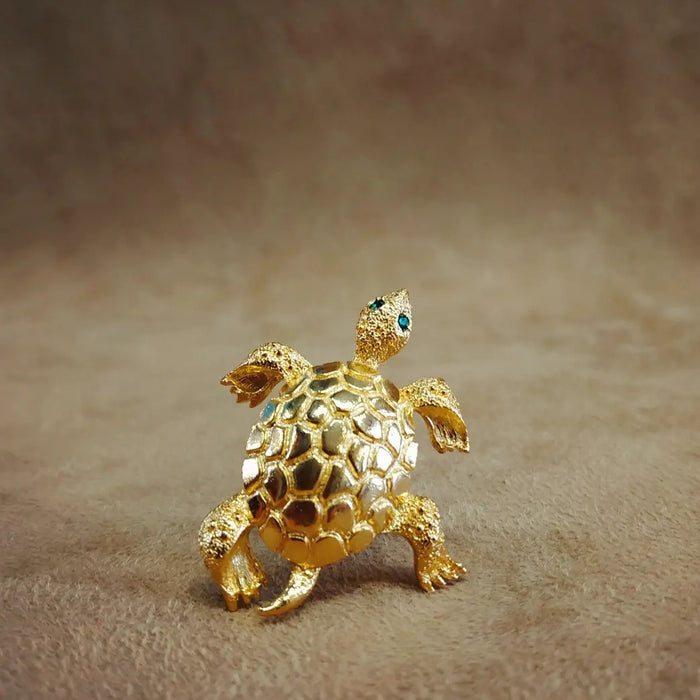 Vintage Gold tortoise brooch