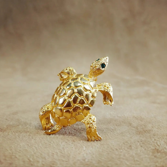 Vintage Gold tortoise brooch