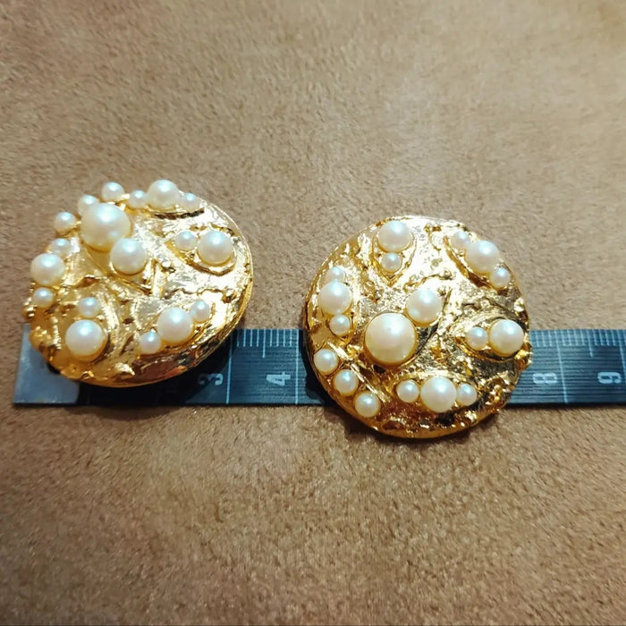Vintage Gold Clusters of Pearl Earrings Clip On