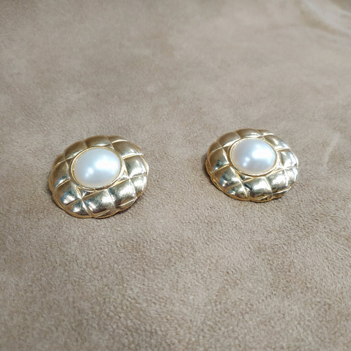 Vintage Gold Pearl Quilted Earrings Clip On