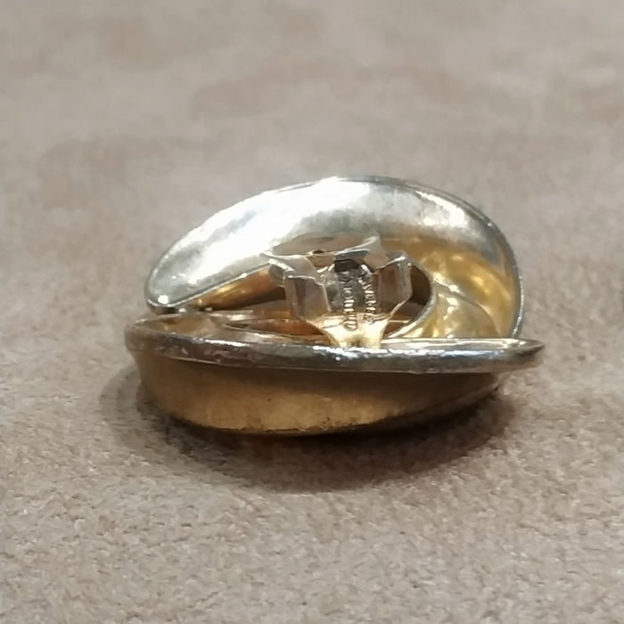 Christian Dior 70s Clip On Earrings