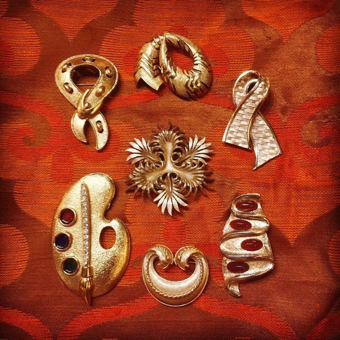 Tri-Colour Palette Brooch Pin by Sardi - The Hirst Collection