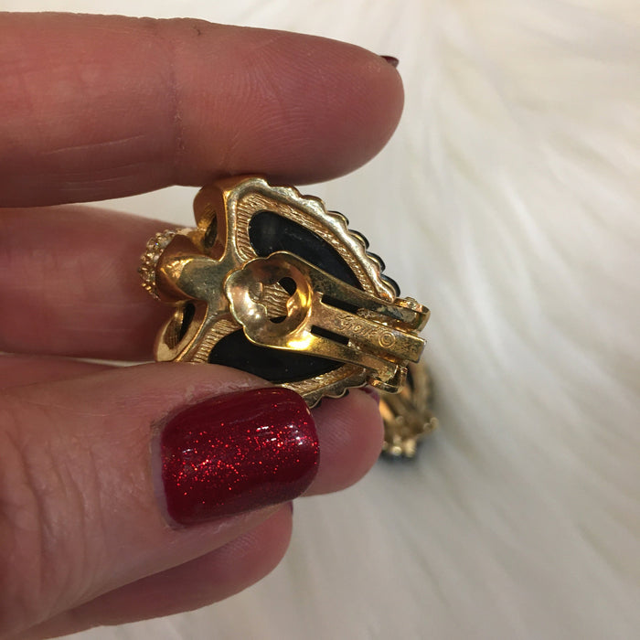 Grosse Earrings Black Heart Clip on Vintage - The Hirst Collection