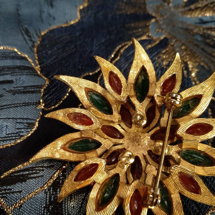 Vintage Sphinx Flower Brooch Green/Red glass flower Carnelian Red Agate - The Hirst Collection