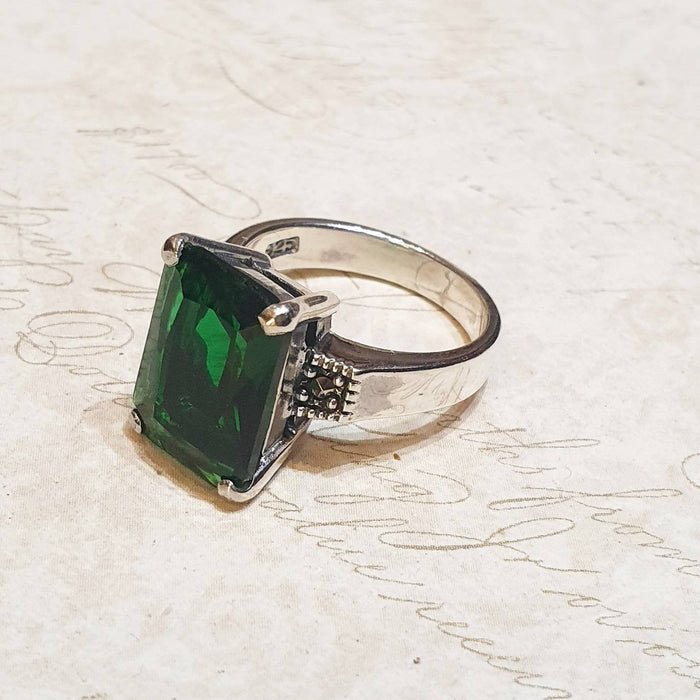 The Duchess Solitaire Emerald Green Ring - The Hirst Collection