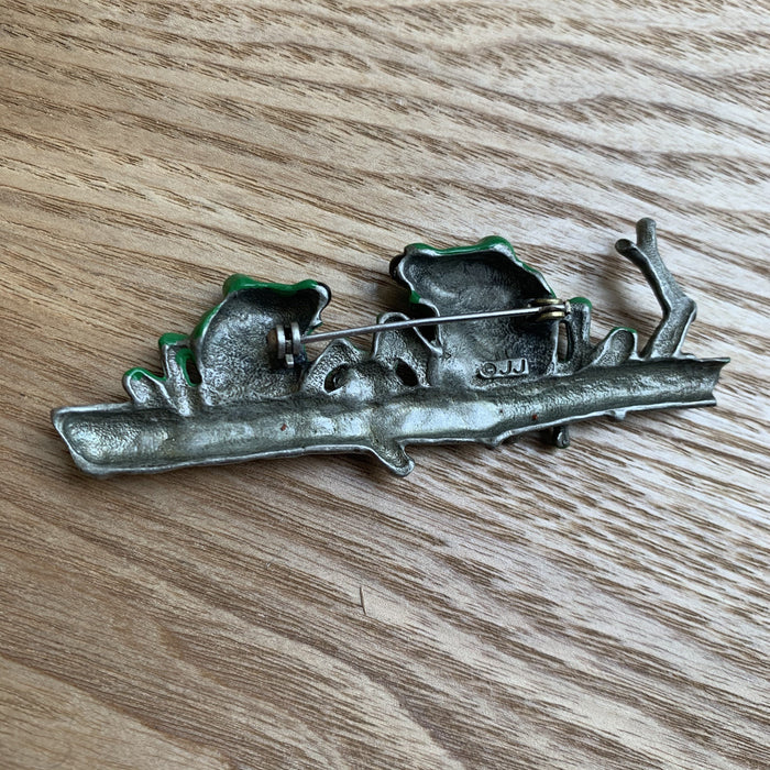 Tree Frogs on a log brooch by JJ in pewter - The Hirst Collection