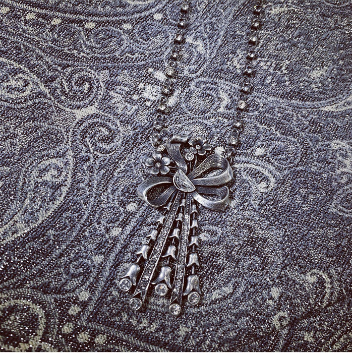 Askew London Bow Crystal necklace  silver plated - The Hirst Collection