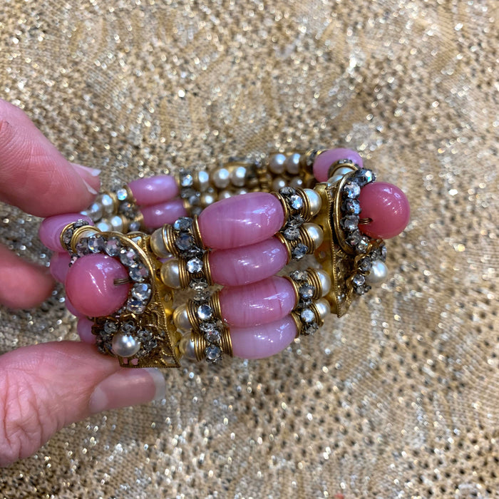 Miriam Haskell Pink pearl Bracelet - The Hirst Collection