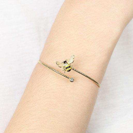 Bee open bangle gold plated crystal - The Hirst Collection