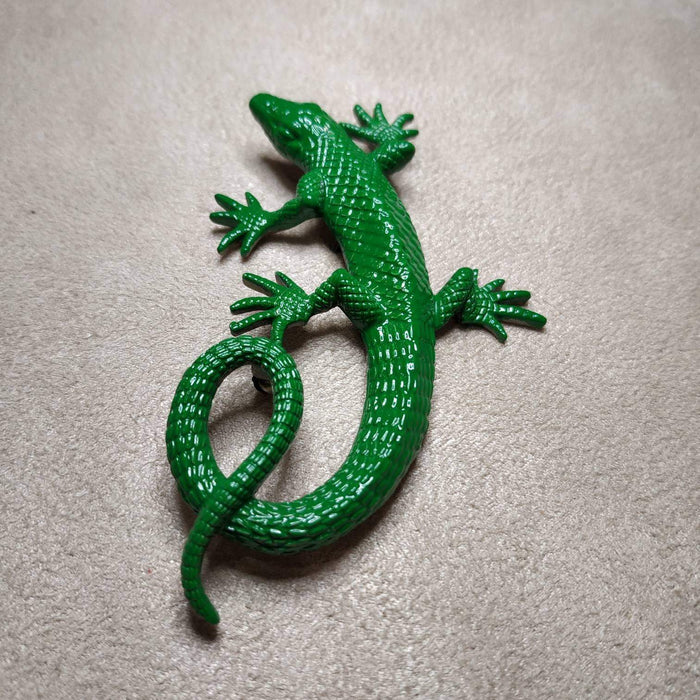 Green Gecko Lizard brooch by JJ pewter - The Hirst Collection