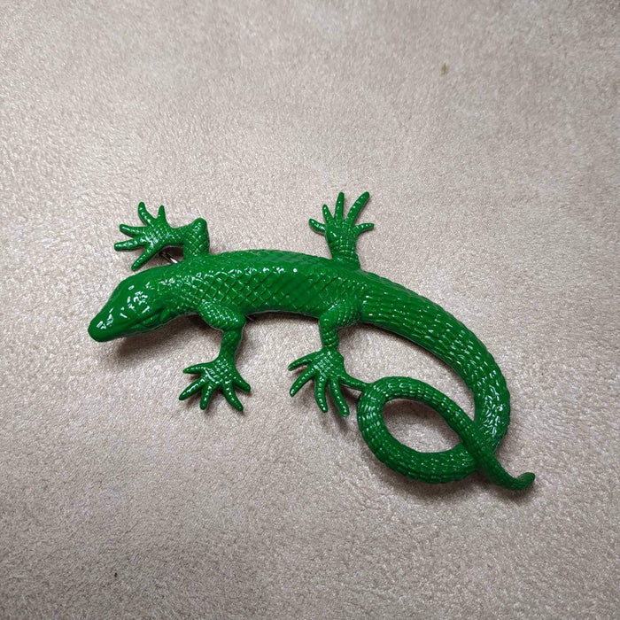 Green Gecko Lizard brooch by JJ pewter - The Hirst Collection
