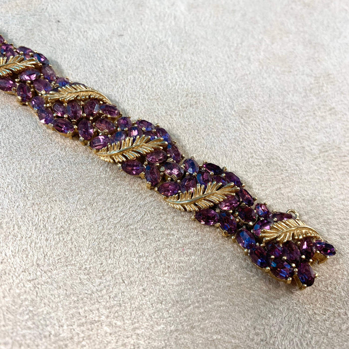 Trifari purple crystal vintage bracelet gold plated - The Hirst Collection