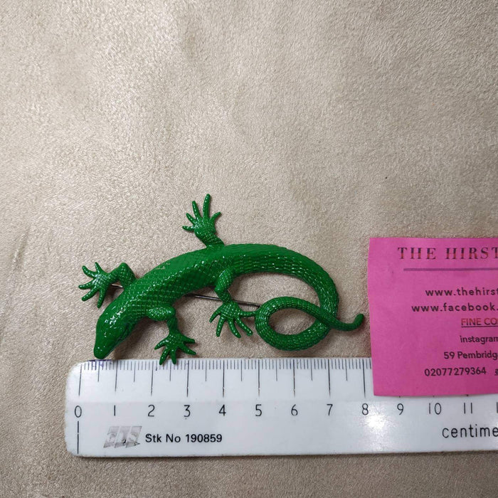 Green Gecko Lizard brooch by JJ pewter - The Hirst Collection