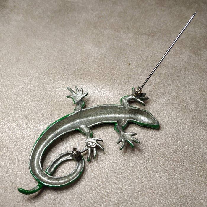 Green Gecko Lizard brooch by JJ pewter - The Hirst Collection