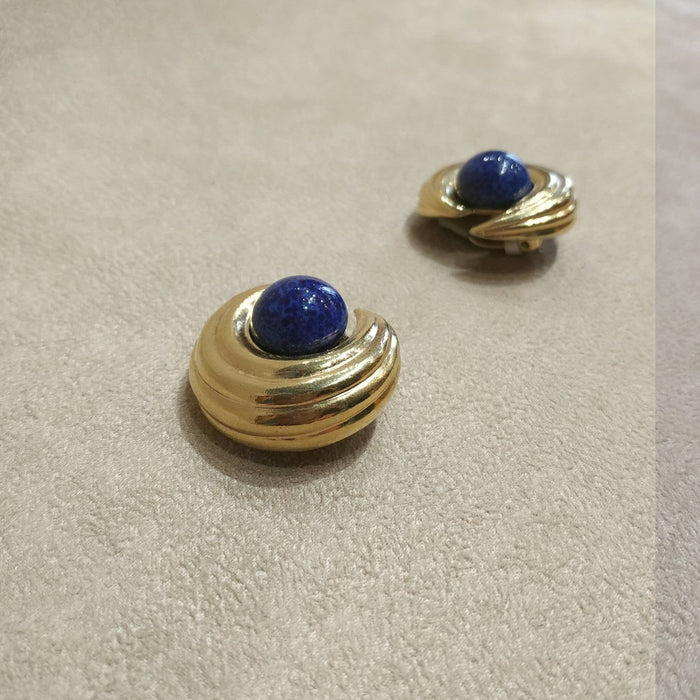 Ciner Gold / Lapis blue vintage clip on earrings - The Hirst Collection