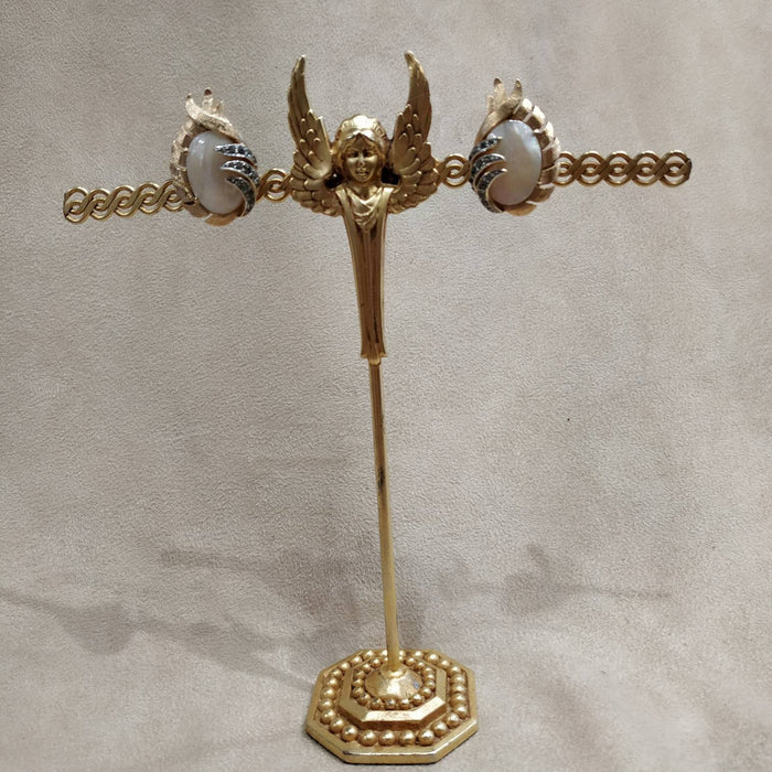Trifari Vintage Mother Of Pearl Earrings Clip oval - The Hirst Collection