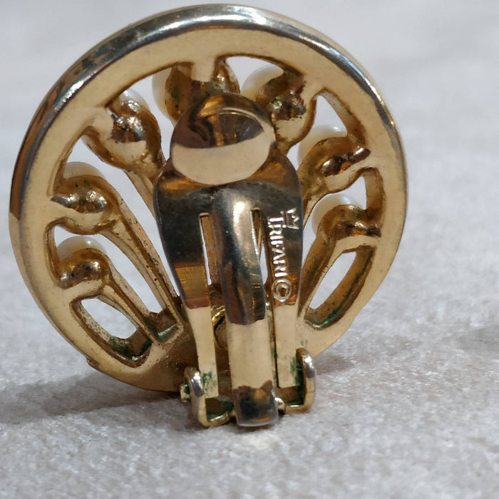 Trifari Vintage Pearl Earrings Clip On  Gold - The Hirst Collection
