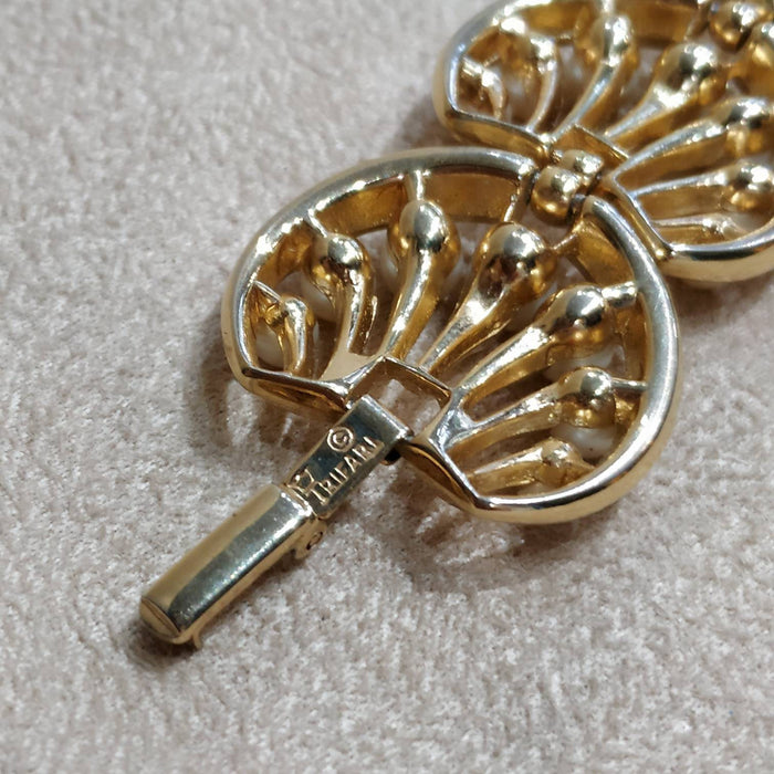 Trifari Flower and Pearl Vintage Bracelet - The Hirst Collection