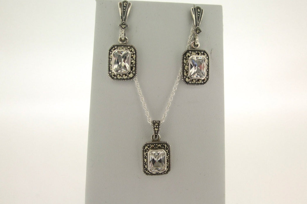 Clear Cubic Zirconia Necklace - The Hirst Collection