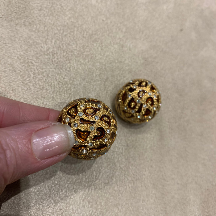 Ciner Vintage Earrings Leopard enamel Clip On Round - The Hirst Collection