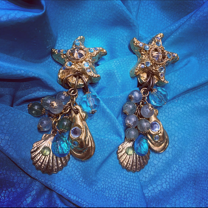 Jacky De G Pairs Ocean Paris Sealife chandelier earrings - The Hirst Collection