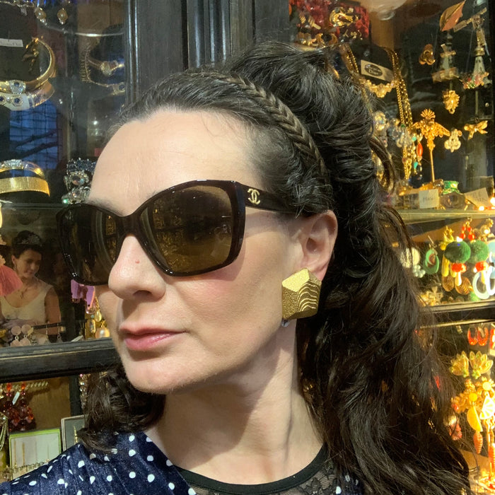 Yves Saint Laurent Gold Pentagon Clip On earrings - The Hirst Collection