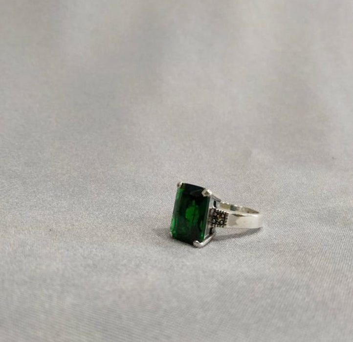 The Duchess Solitaire Emerald Green Ring - The Hirst Collection