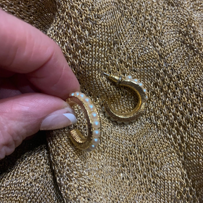 Vintage seed pearl hoop earrings