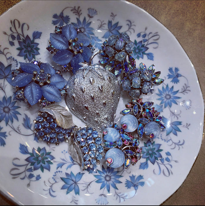 Vintage Trifari Icy Blue spray  Earrings - The Hirst Collection