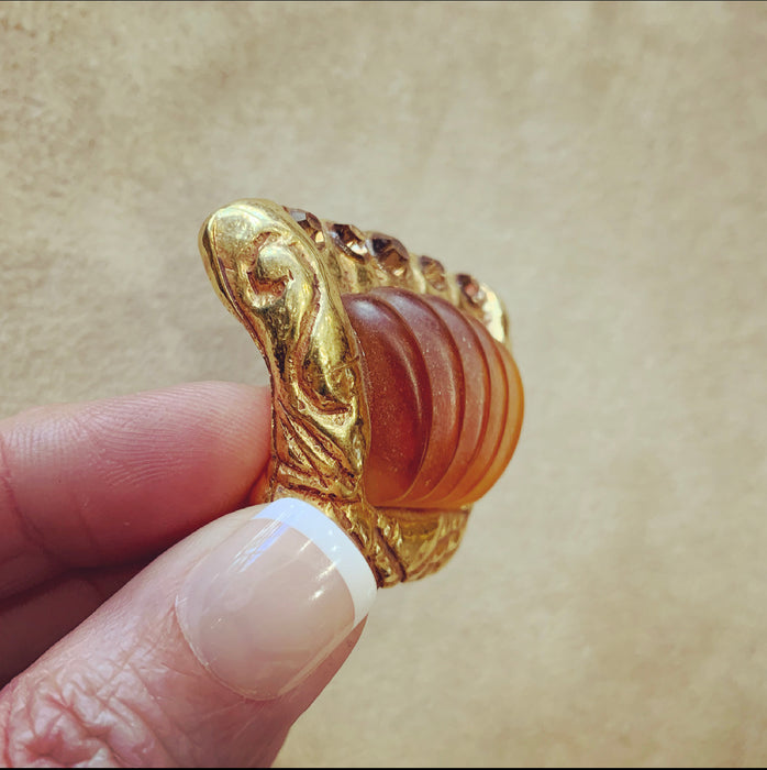 Kalinger Paris Amber scalloped clip on earrings - The Hirst Collection