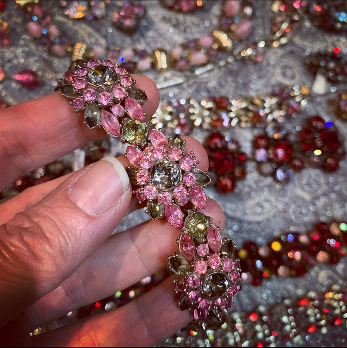 Trifari pink vintage bracelet 1950s - The Hirst Collection