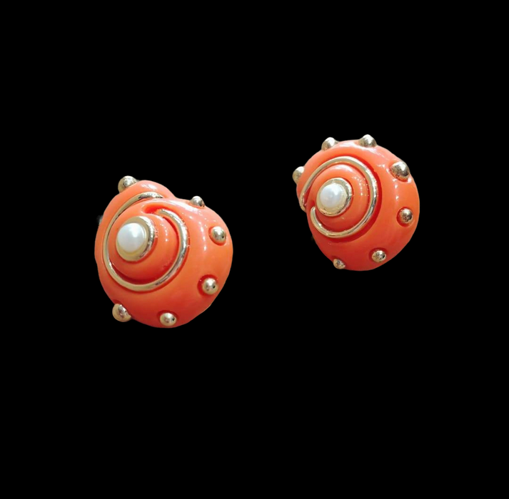 Kenneth Jay Lane Coral Conch Shell clip on Earrings - The Hirst Collection