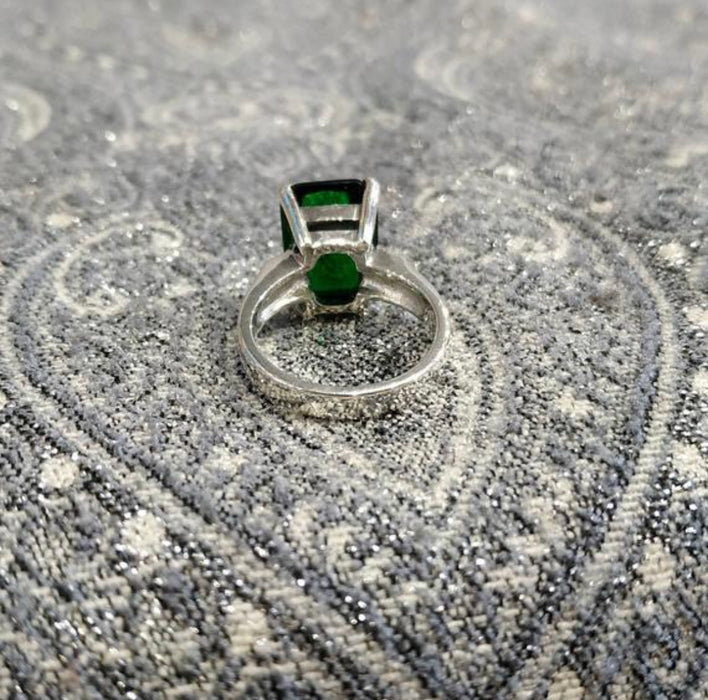 The Duchess Solitaire Emerald Green Ring - The Hirst Collection