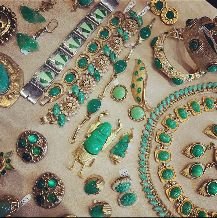Vintage Jade gold brooch - The Hirst Collection
