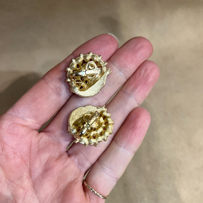 Trifari Vintage Crystal Gold  Leafy Clip On Earrings