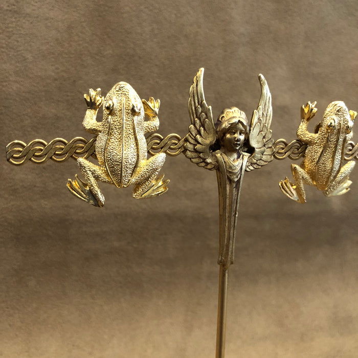 Vintage large  Gold Frog Clip on Earrings