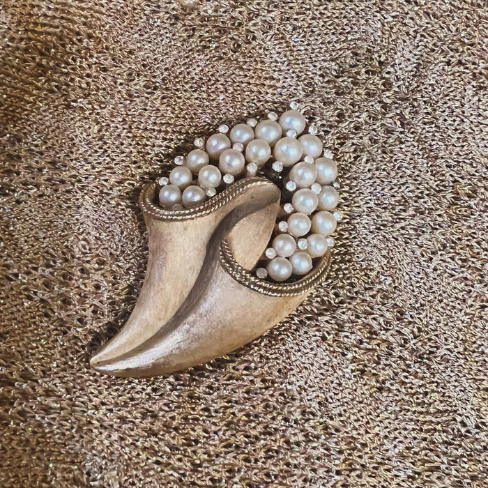Trifari Gold and Pearl Bouquet Brooch Vintage 1970s