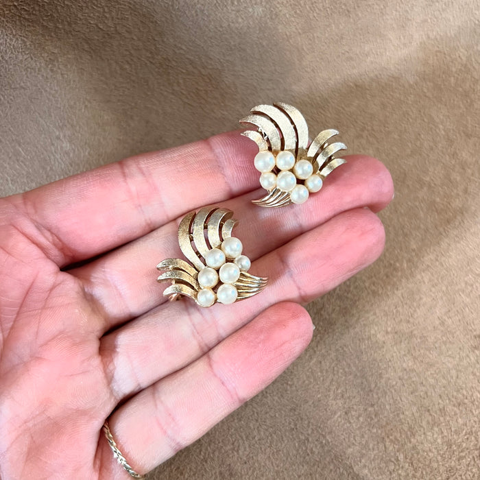 Trifari Pearl Leafy Vintage Clip On Earrings Gold Plated