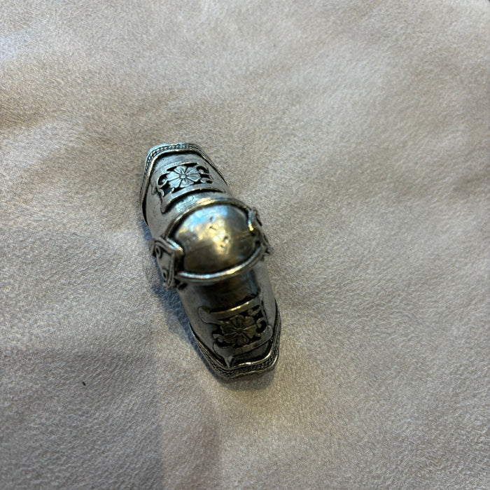 Armour finger ring 001