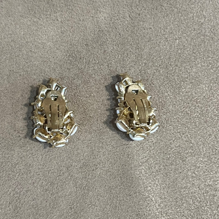 Trifari Pearl Cabachon Leafy Vintage Clip On Earrings Gold Plated