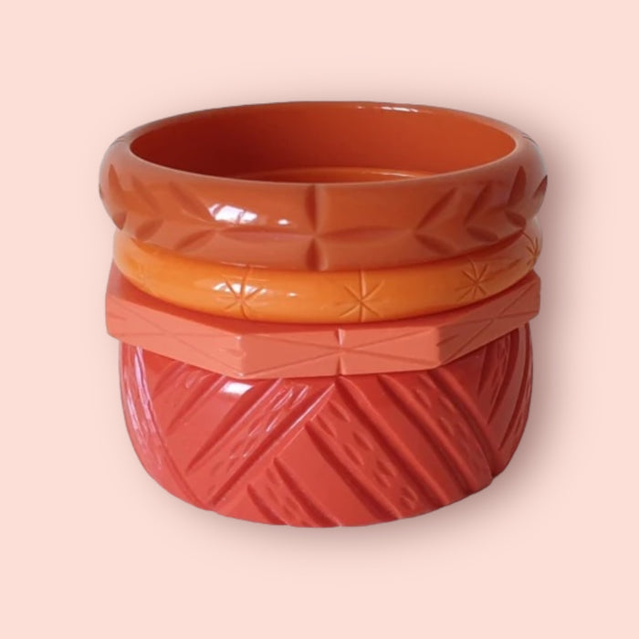 Coral Hawaii vintage style bangle